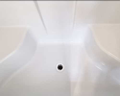 Waschbecken nachher strahlend sauber